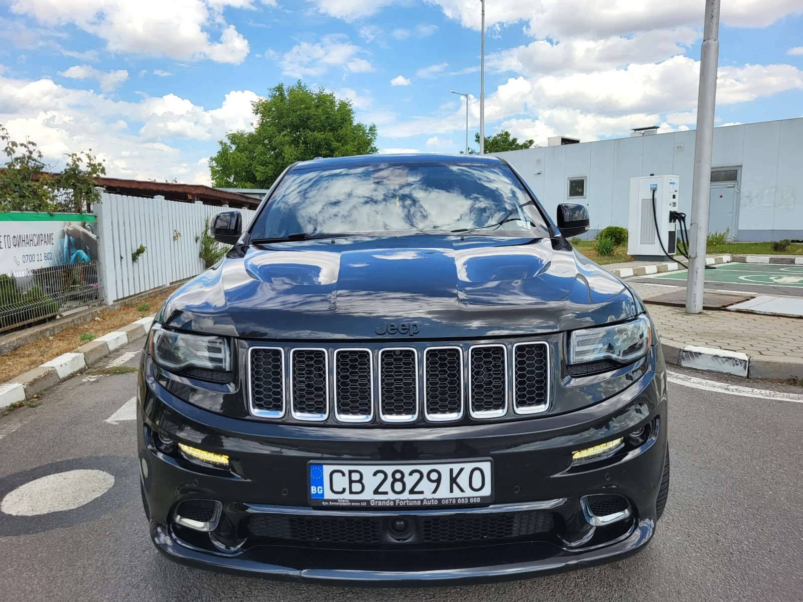 Jeep Grand cherokee SRT 6.4 V8 475 KC  - изображение 2