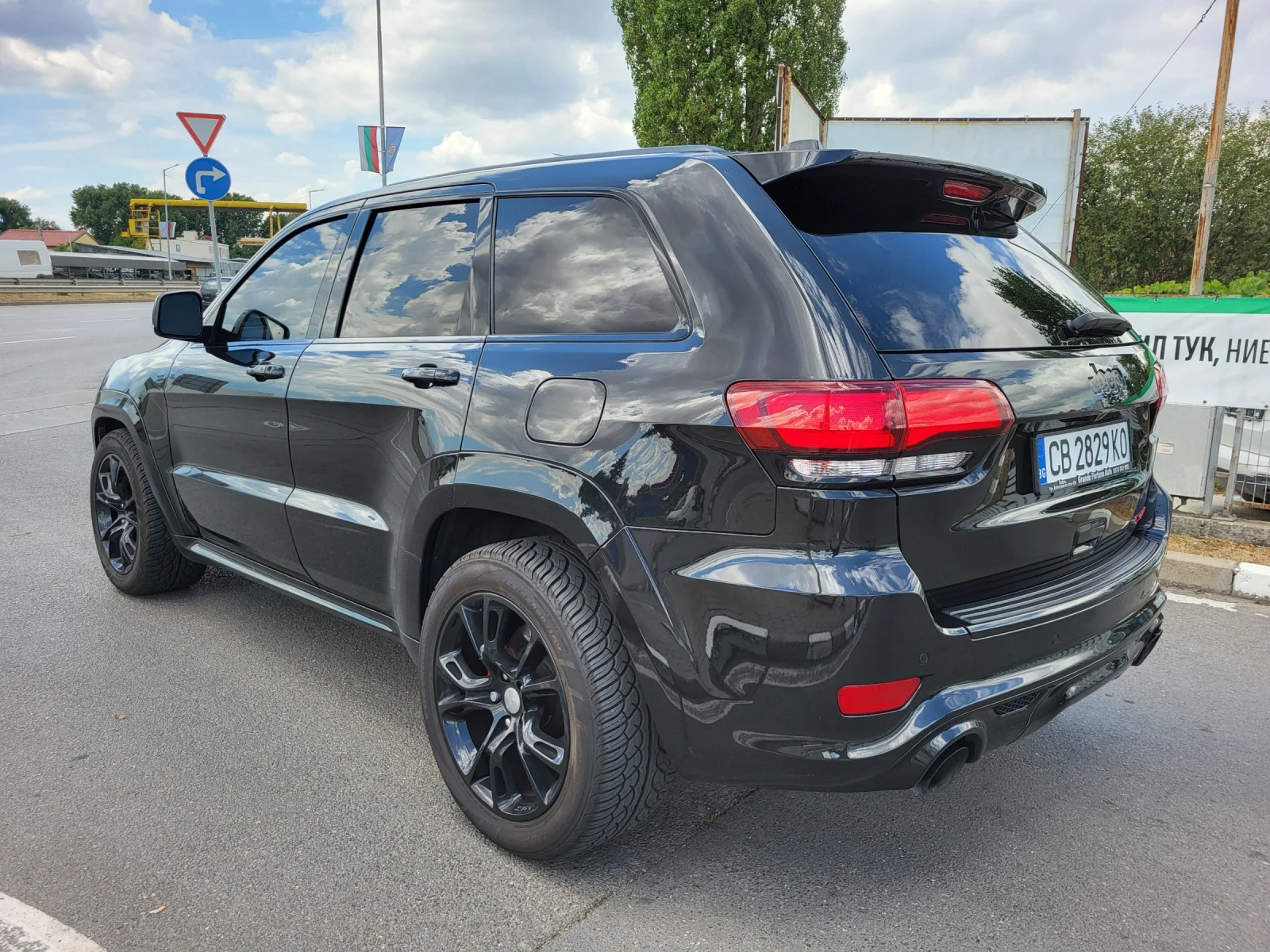 Jeep Grand cherokee SRT 6.4 V8 475 KC  - изображение 7