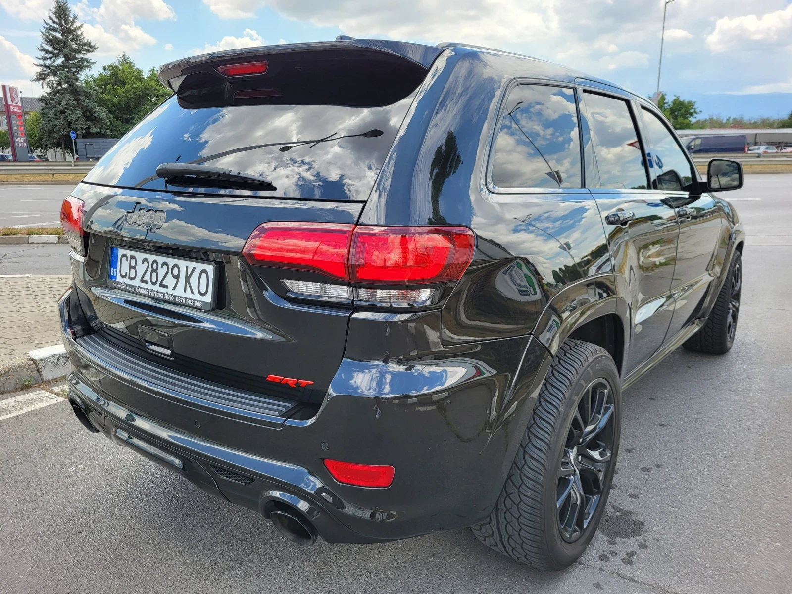 Jeep Grand cherokee SRT 6.4 V8 475 KC  - изображение 5