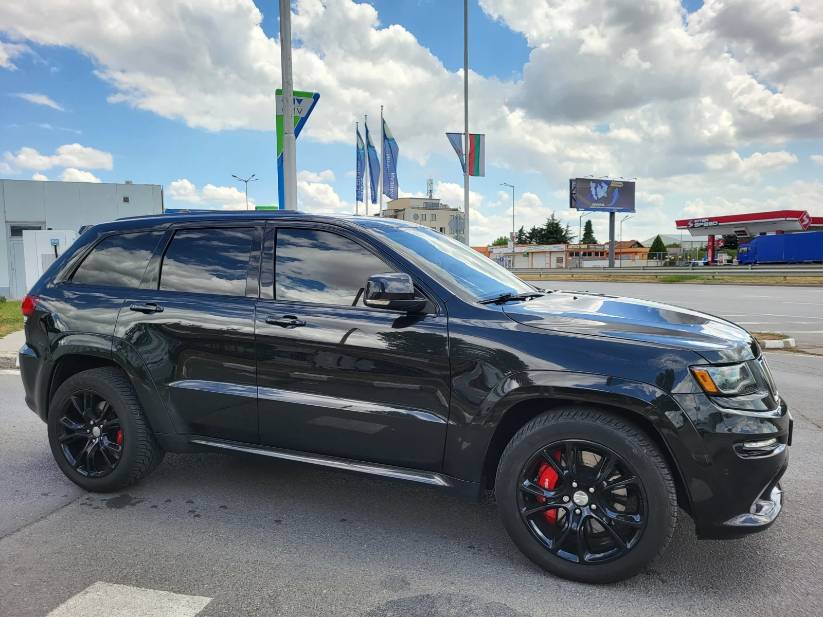 Jeep Grand cherokee SRT 6.4 V8 475 KC  - изображение 4