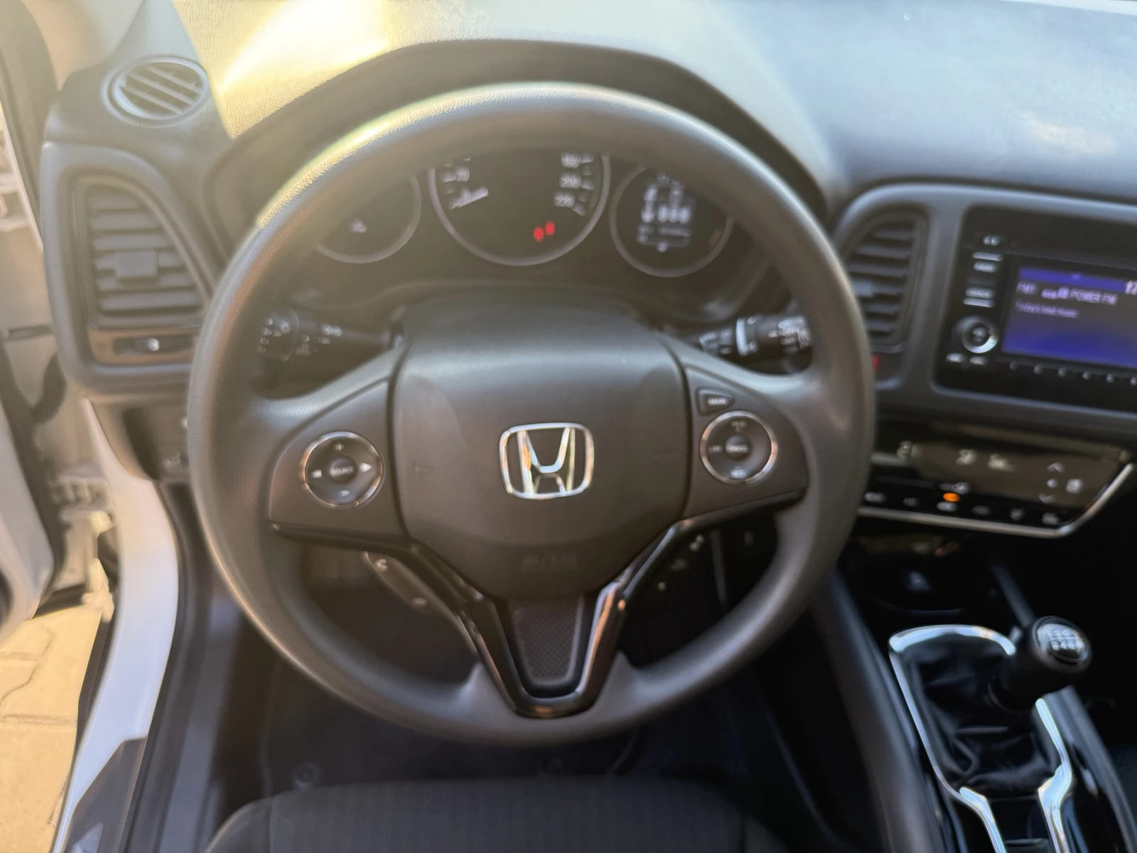 Honda Hr-v 1, 6 2WD i-DTEC - изображение 10