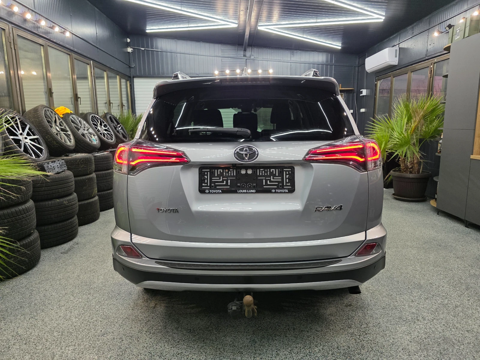 Toyota Rav4 Камера, Дистроник, Печка - изображение 7