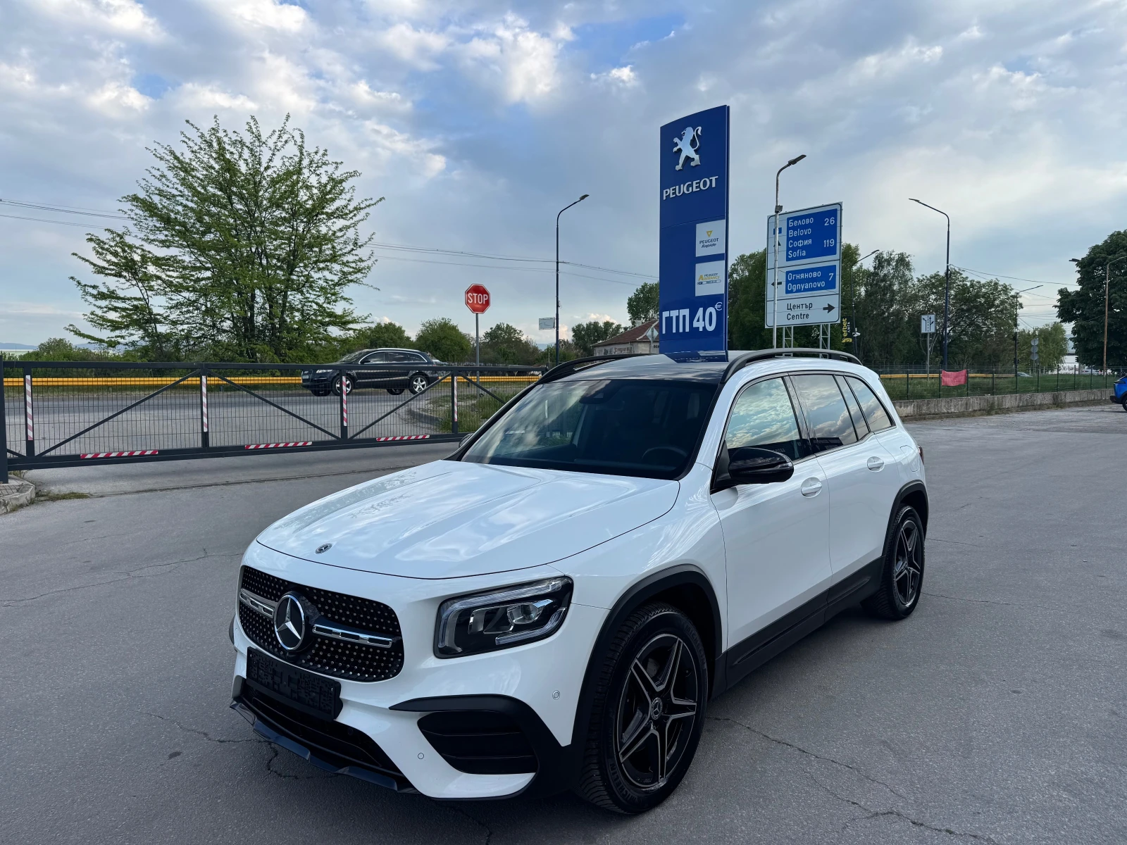 Mercedes-Benz GLB AMG premium plus= панорама