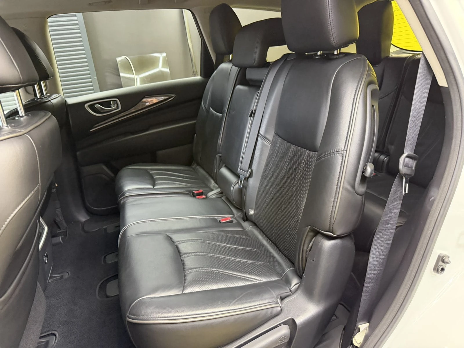Infiniti QX60, снимка 9 - Автомобили и джипове - 54787468
