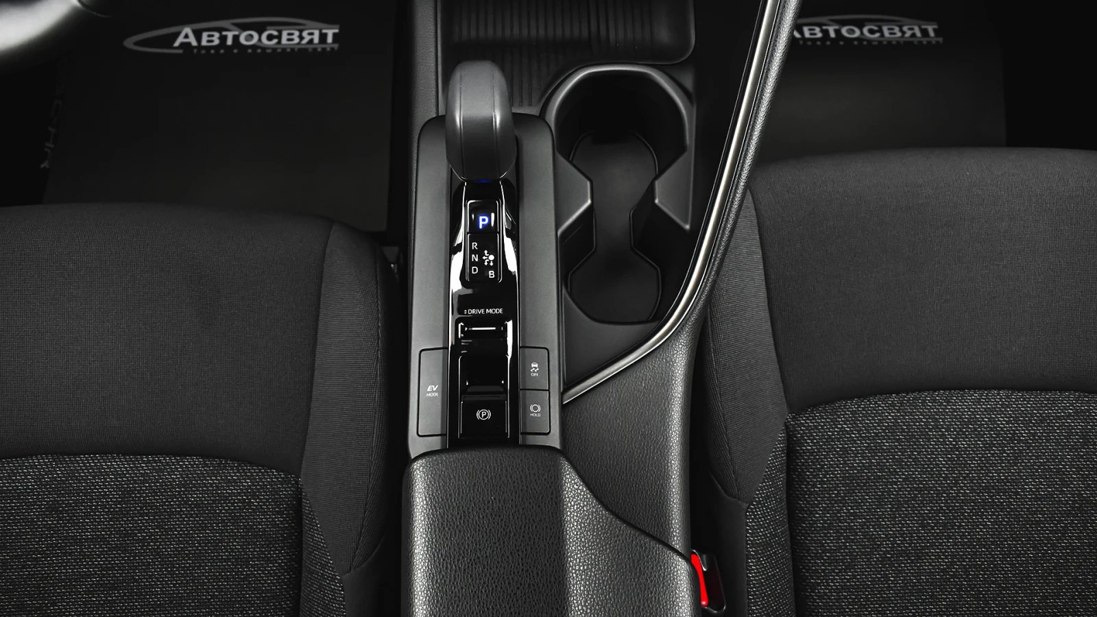 Toyota C-HR CULT 1.8 Hybrid Automatic, снимка 12 - Автомобили и джипове - 54884091