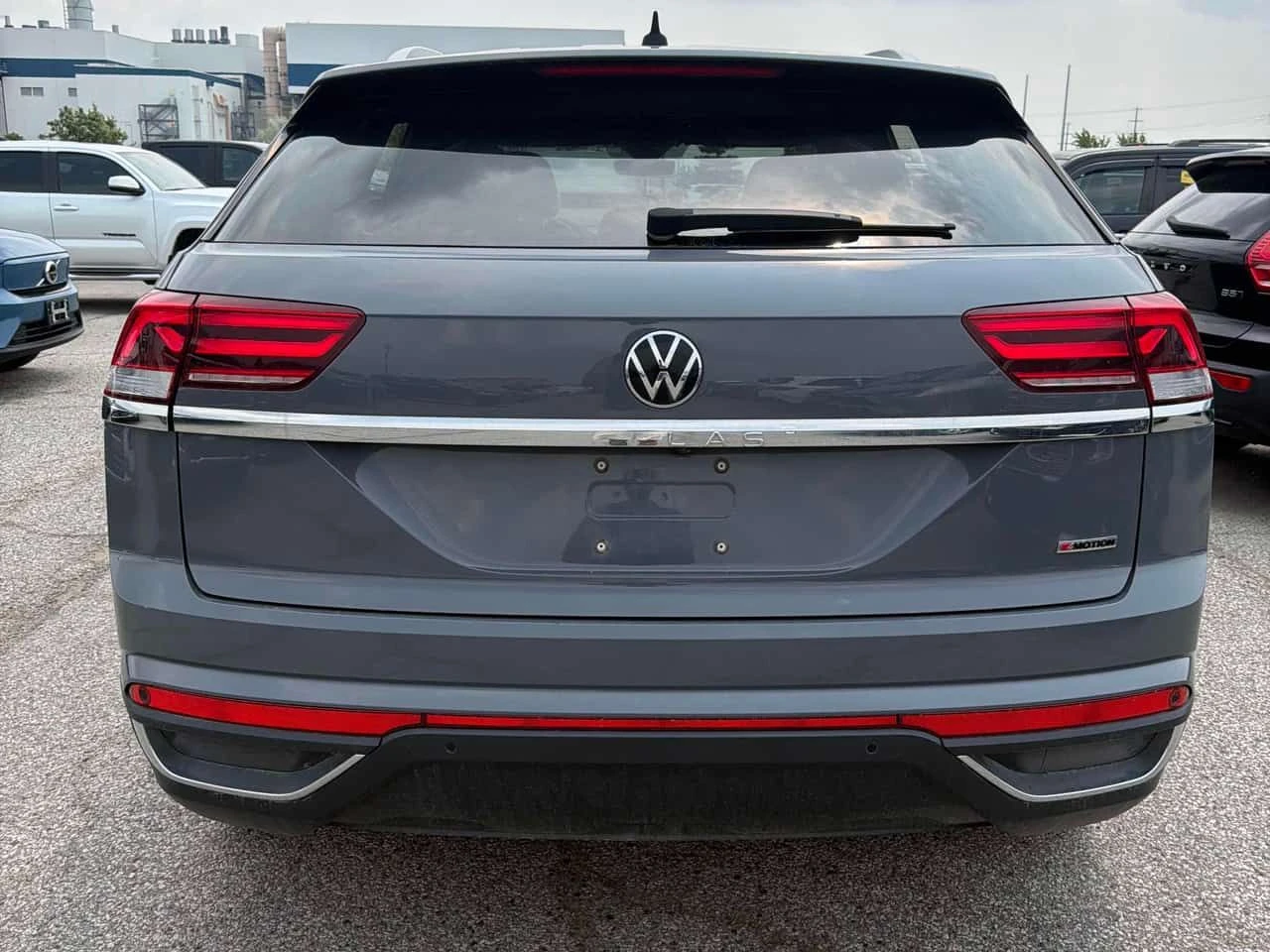 VW Atlas * Comfortline * CARFAX * ОПЦИЯ ЗА ФИНАНСИРАНЕ , снимка 4 - Автомобили и джипове - 55438216