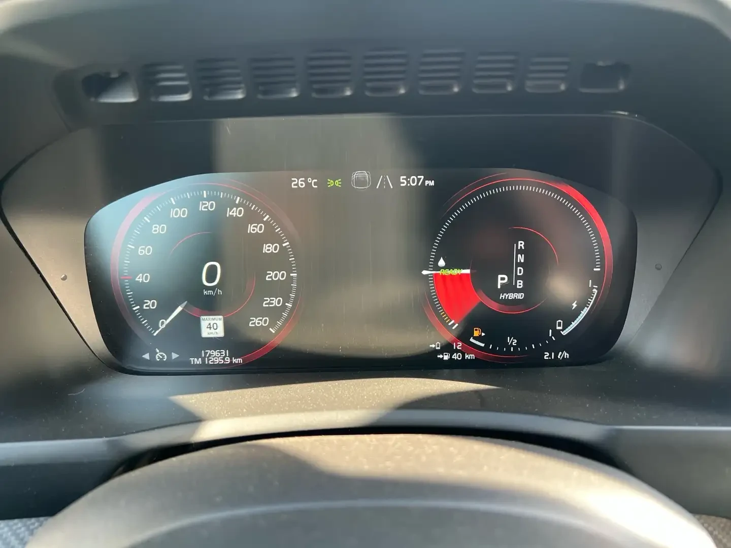 Volvo Xc90 * T8 R-DESIGN* AWD 7-МЕСТЕН FULL, снимка 11 - Автомобили и джипове - 55798939