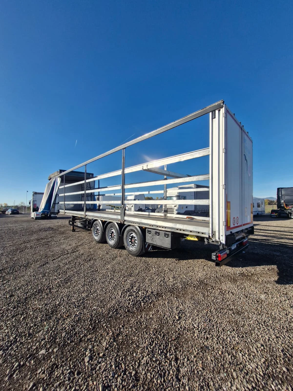  Schwarzmuller S1 J-SERIE , ,   | Mobile.bg   12