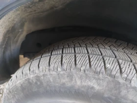 Гуми Зимни 265/65R17, снимка 2 - Гуми и джанти - 47640078