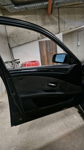 BMW 520, снимка 12 - Автомобили и джипове - 45609053