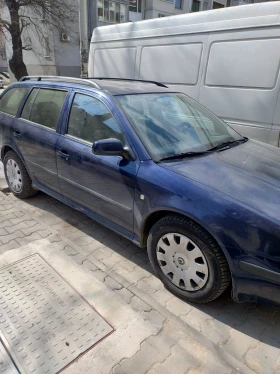 Skoda Octavia 1.6 - 1800 € / 3520.49 лв. - 38377274 2