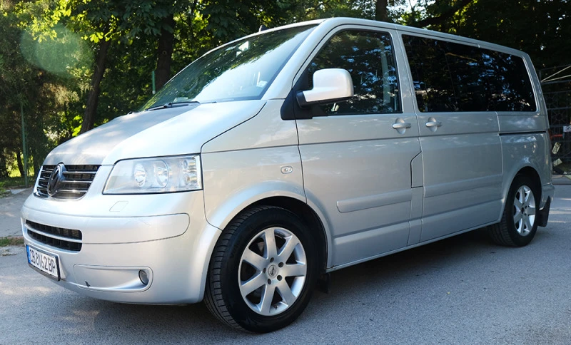 VW Multivan, снимка 14 - Автомобили и джипове - 47492649