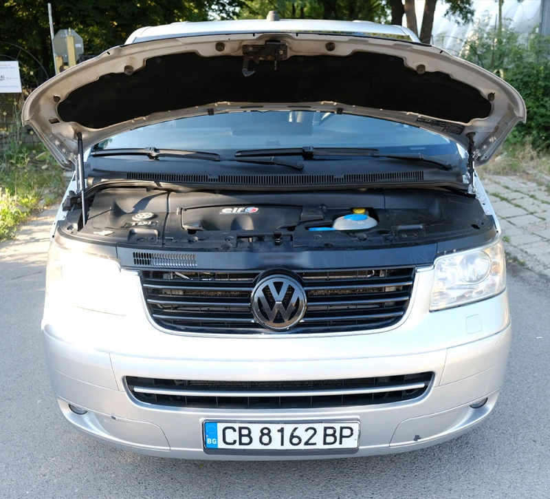 VW Multivan, снимка 2 - Автомобили и джипове - 47492649