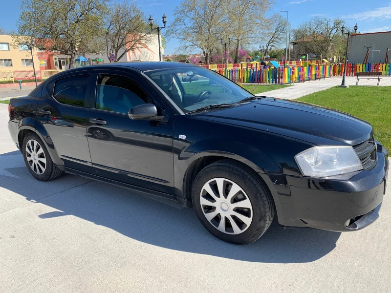 Dodge Avenger, снимка 2 - Автомобили и джипове - 45116988