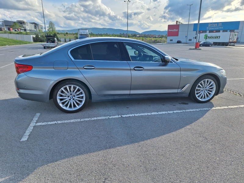 BMW 530 i xDrive/50 000 км./Luxury , снимка 8 - Автомобили и джипове - 45609506
