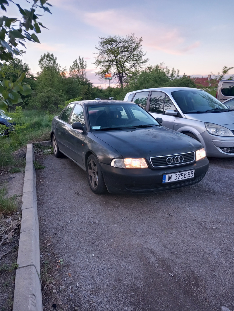 Audi A4, снимка 2 - Автомобили и джипове - 45507257