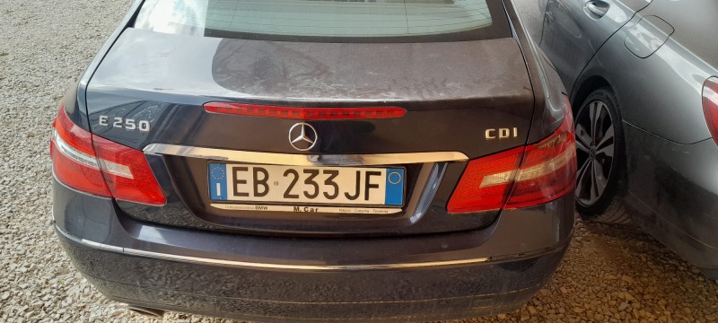 Mercedes-Benz E 250 CDI CUPE, снимка 7 - Автомобили и джипове - 45658121