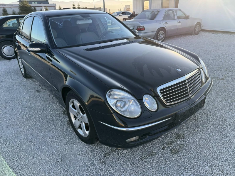 Mercedes-Benz E 320, снимка 6 - Автомобили и джипове - 47894074