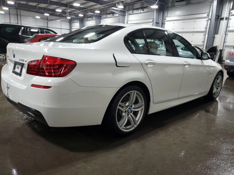 BMW 535 D* xDrive* M-Sport* Face* Хедъп* Подгрев* , снимка 3 - Автомобили и джипове - 48143174