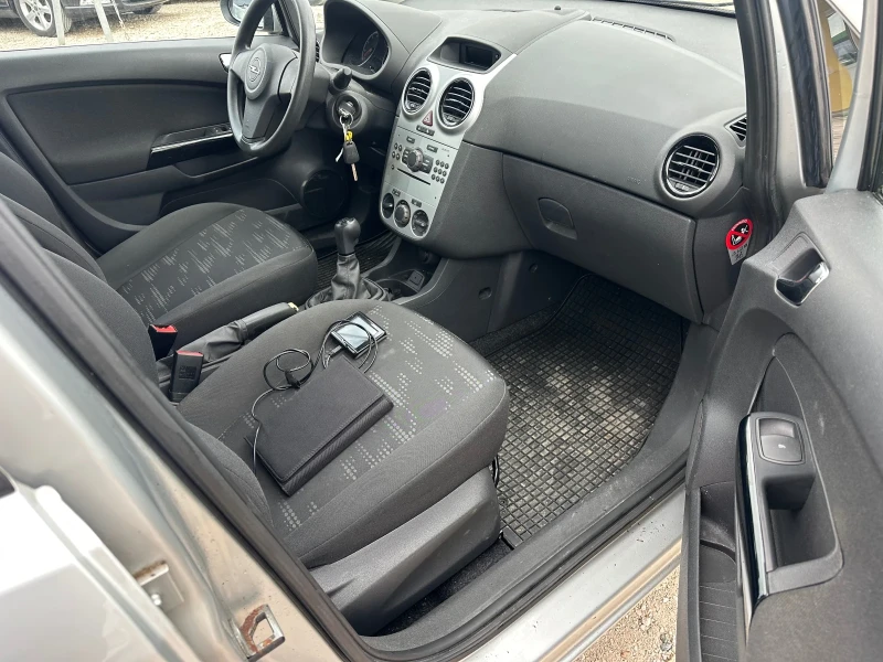 Opel Corsa 1.2/75кс клима 70000км, снимка 14 - Автомобили и джипове - 48331662