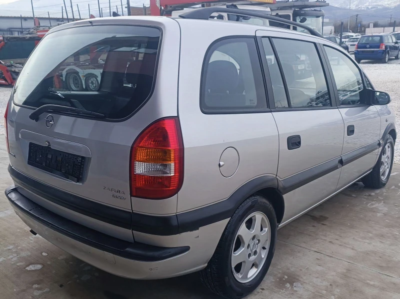 Opel Zafira 1.8 Бенз/ГАЗ, снимка 4 - Автомобили и джипове - 48471831