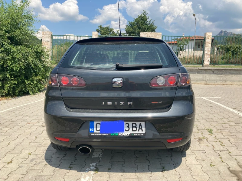 Seat Ibiza 1.4 86к.с. + ГАЗ + Климатик + 2 ключа, снимка 5 - Автомобили и джипове - 49035745