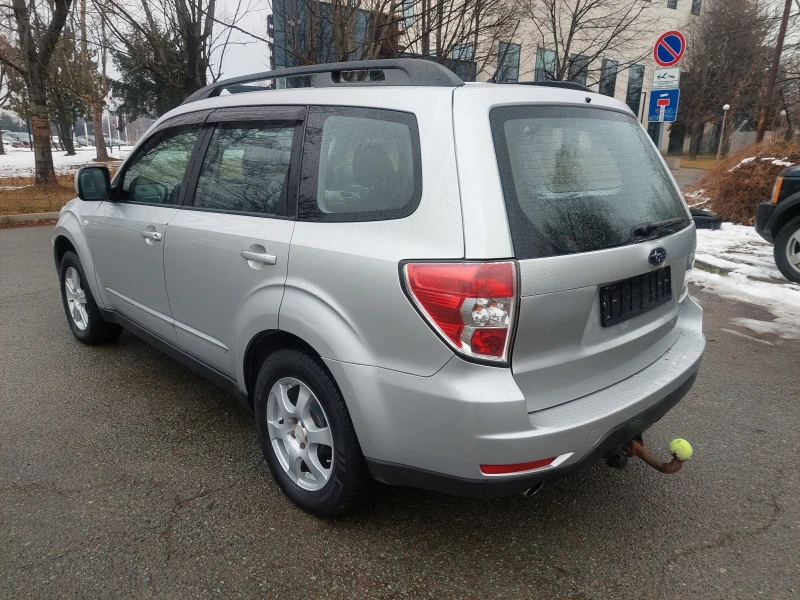 Subaru Forester 2, 0i 150ps ГАЗ/БЕНЗИН, снимка 5 - Автомобили и джипове - 49315681