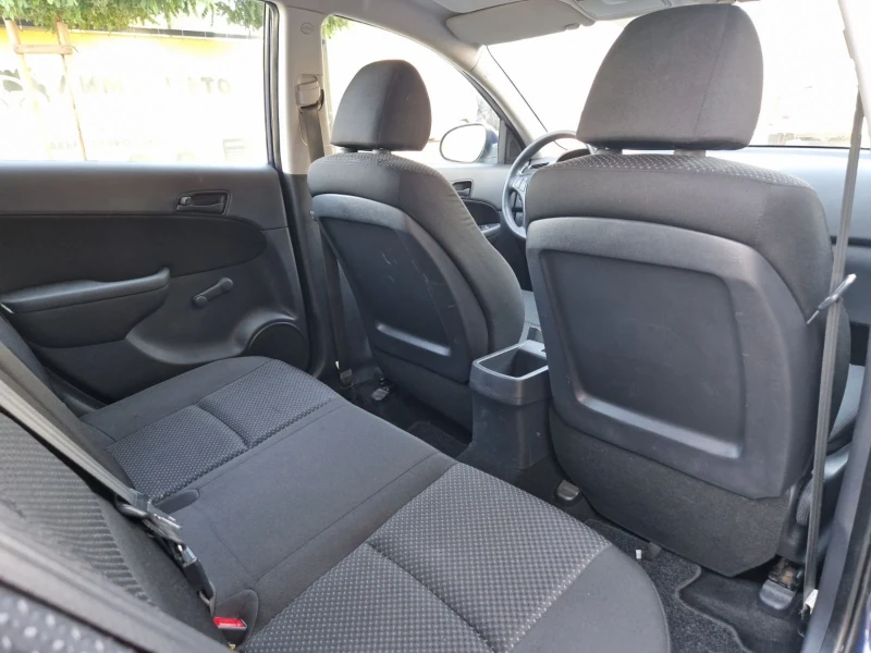 Hyundai I30 1.6 90 к.с., снимка 17 - Автомобили и джипове - 51544782