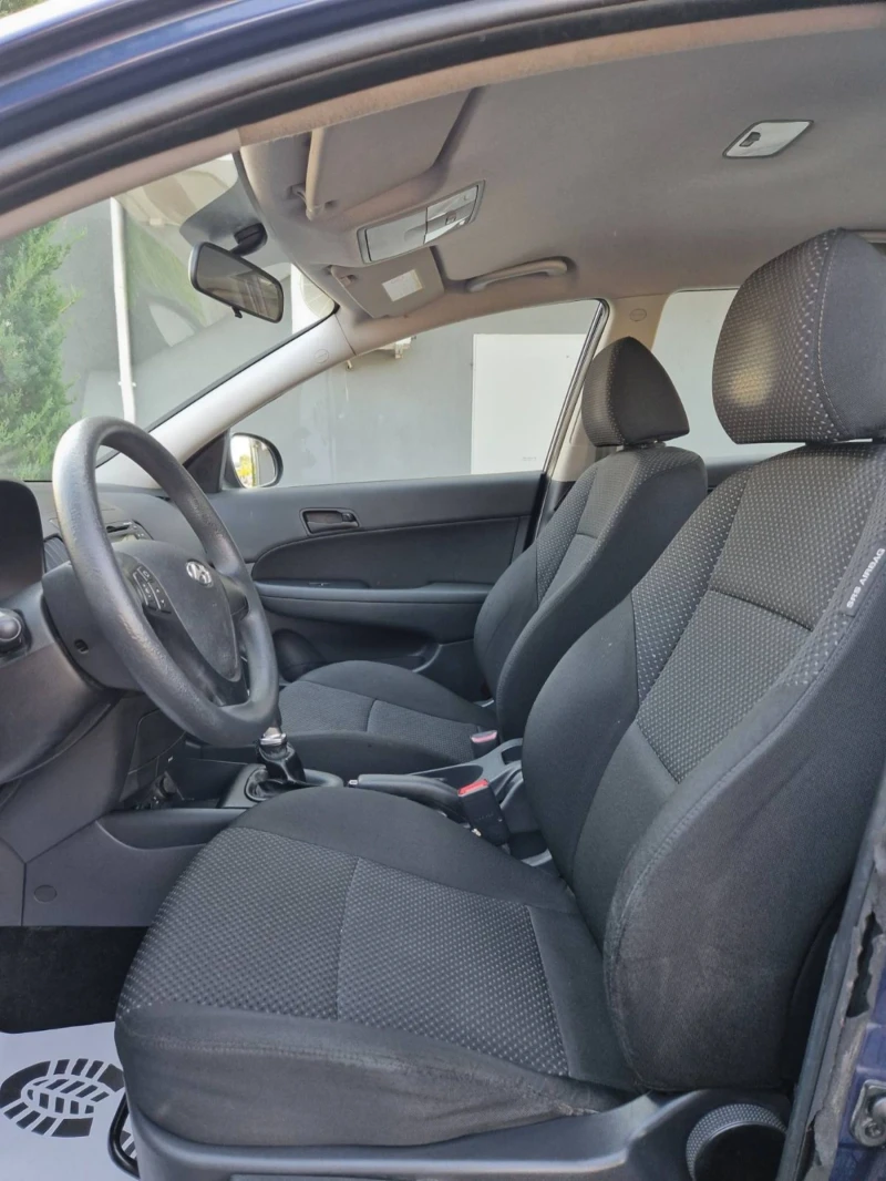 Hyundai I30 1.6 90 к.с., снимка 9 - Автомобили и джипове - 51544782