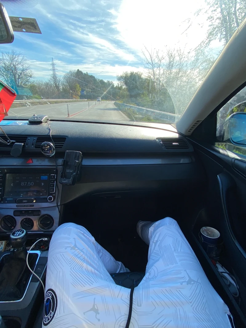 VW Passat 1.9tdi, снимка 4 - Автомобили и джипове - 52320468