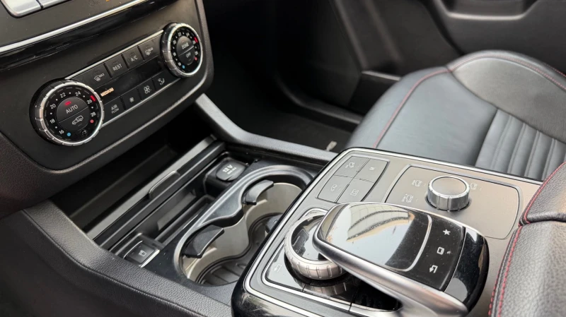 Mercedes-Benz GLE 450 AMG Coupe PANORAMA, снимка 16 - Автомобили и джипове - 52433685