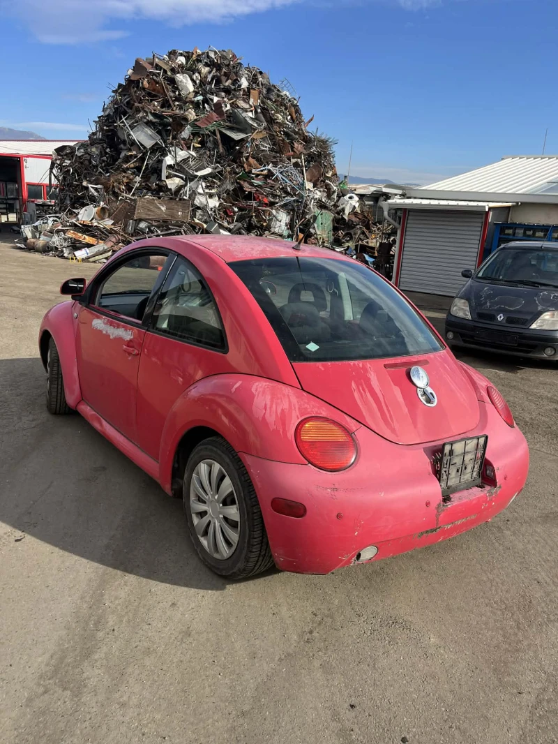 VW Beetle 2.0, снимка 3 - Автомобили и джипове - 52534925