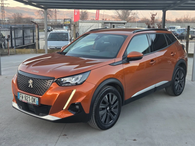 Peugeot 2008 1.5 HDI * * ALURRE* * 3D-COOCPIT* * 