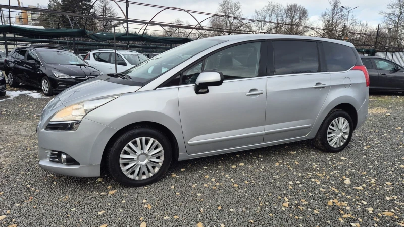 Peugeot 5008 1.6HDI, снимка 8 - Автомобили и джипове - 53052916