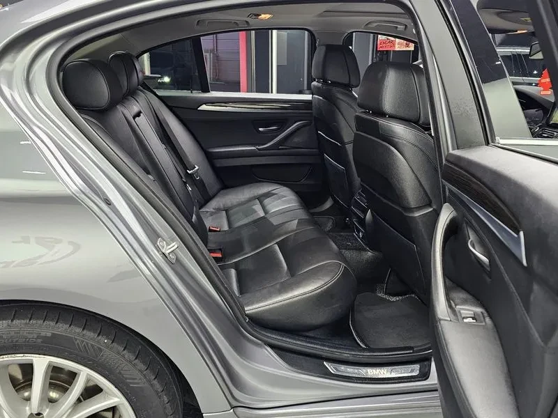BMW 520 d, снимка 12 - Автомобили и джипове - 55146035