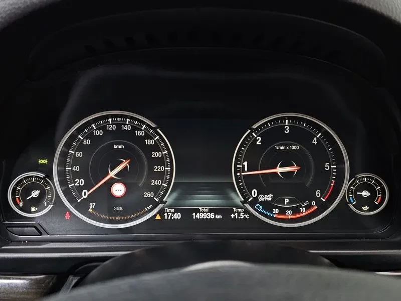 BMW 520 d, снимка 8 - Автомобили и джипове - 55146035
