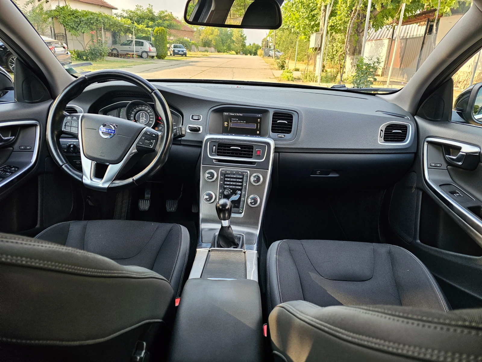 Volvo V60  - изображение 6