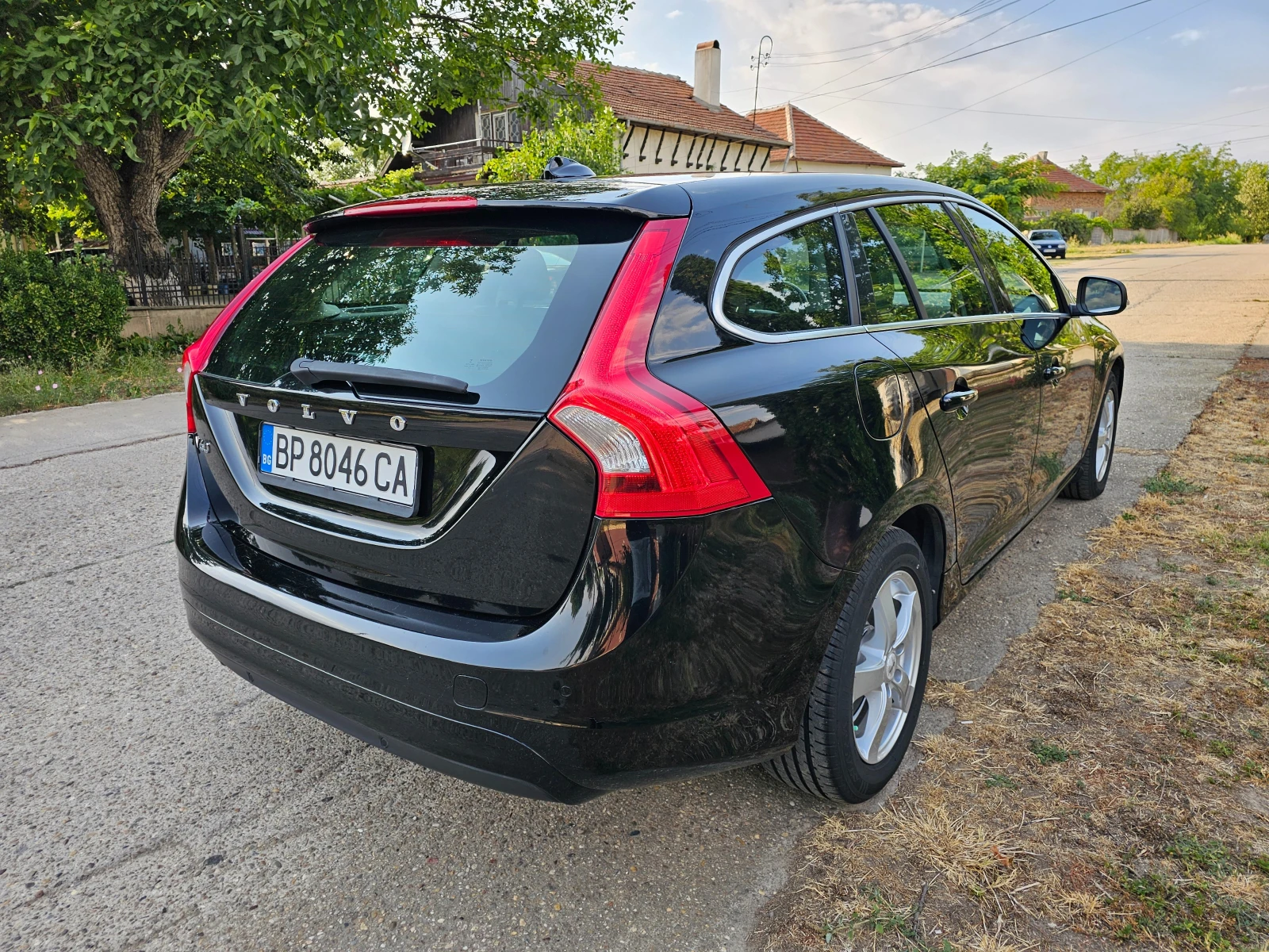 Volvo V60  - изображение 4