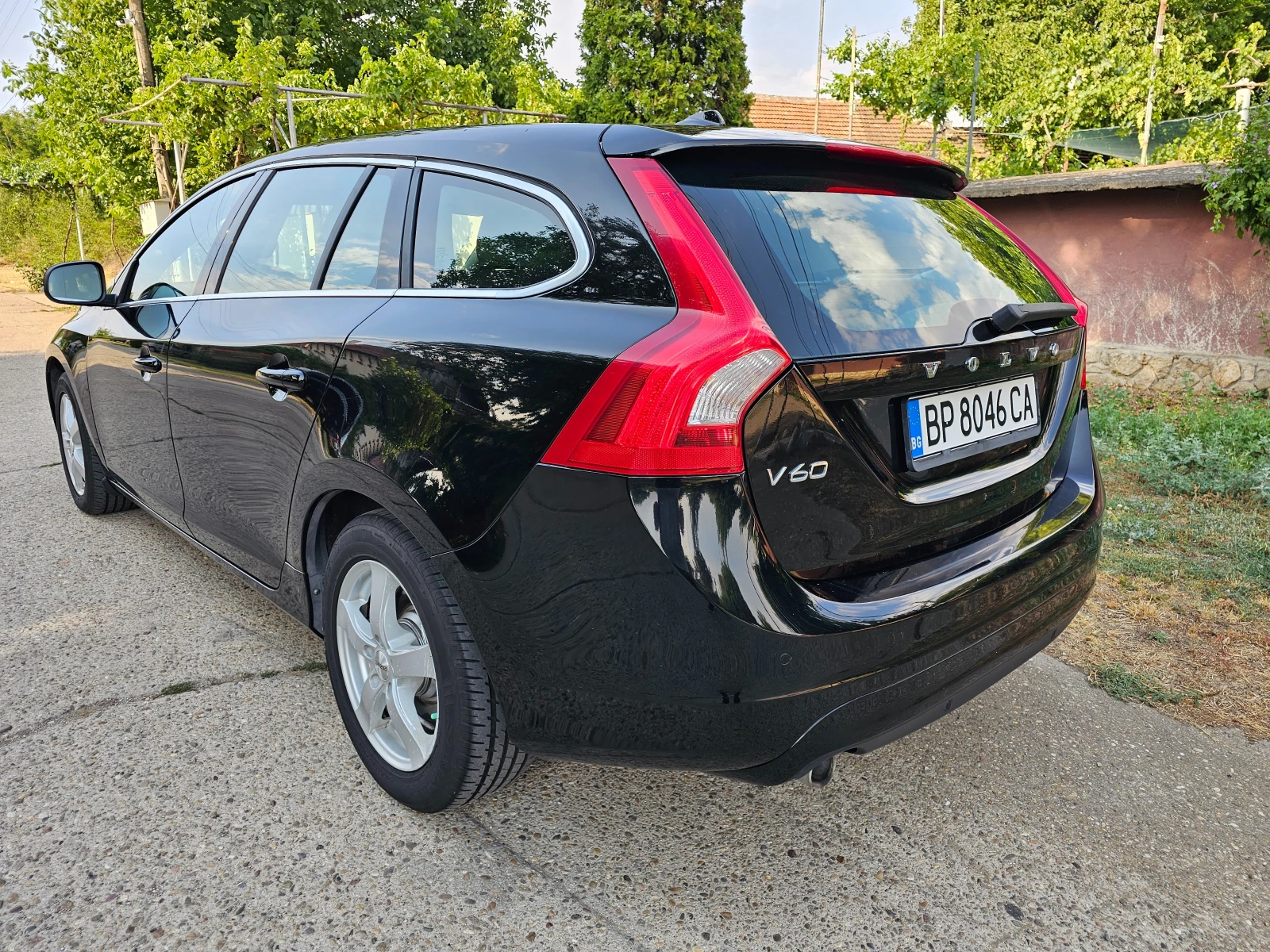 Volvo V60  - изображение 3
