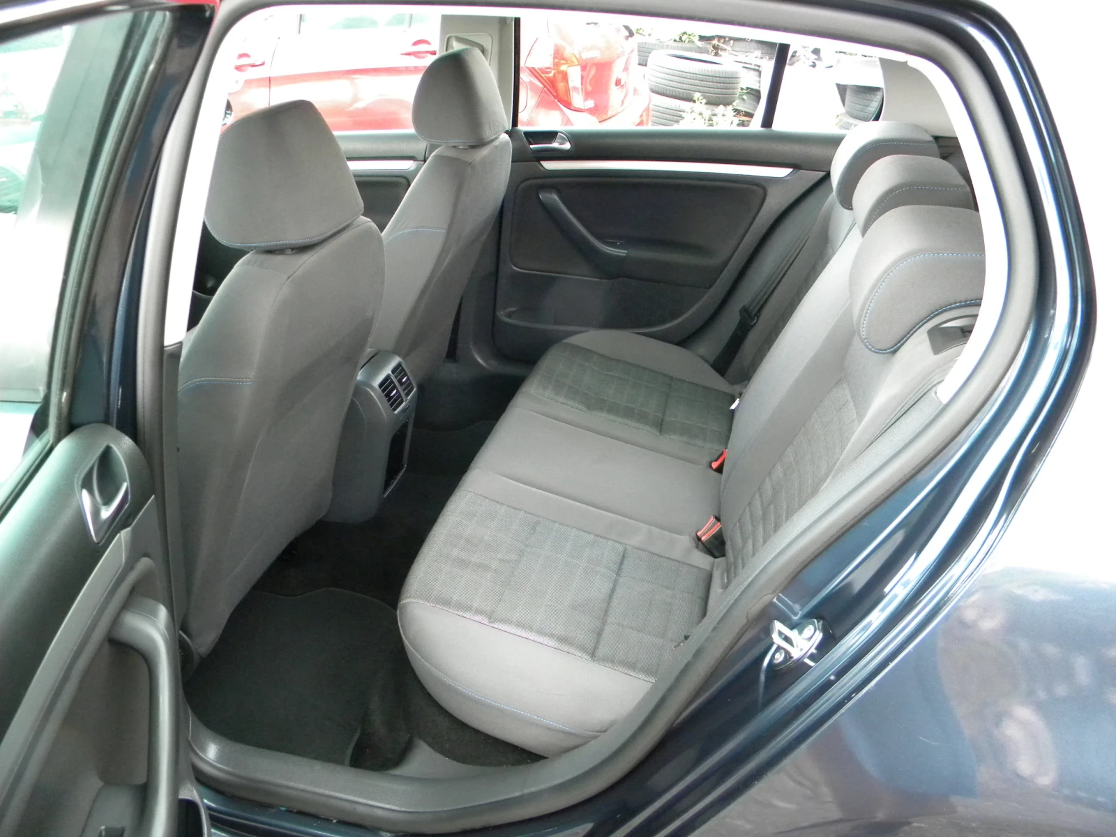 VW Golf 1.6-102KC* gaz-benzin*  - изображение 10
