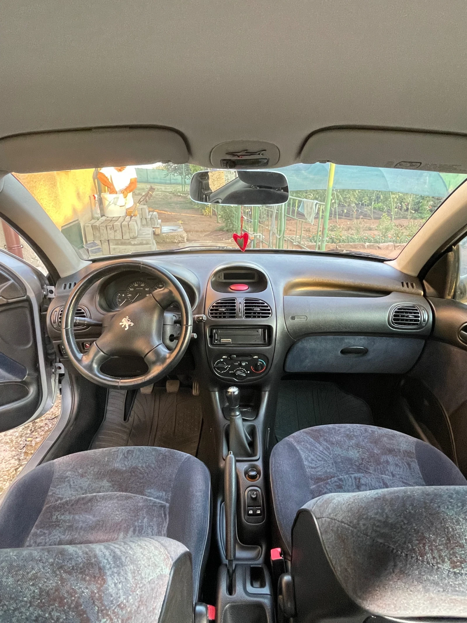 Peugeot 206 1.4 - изображение 9