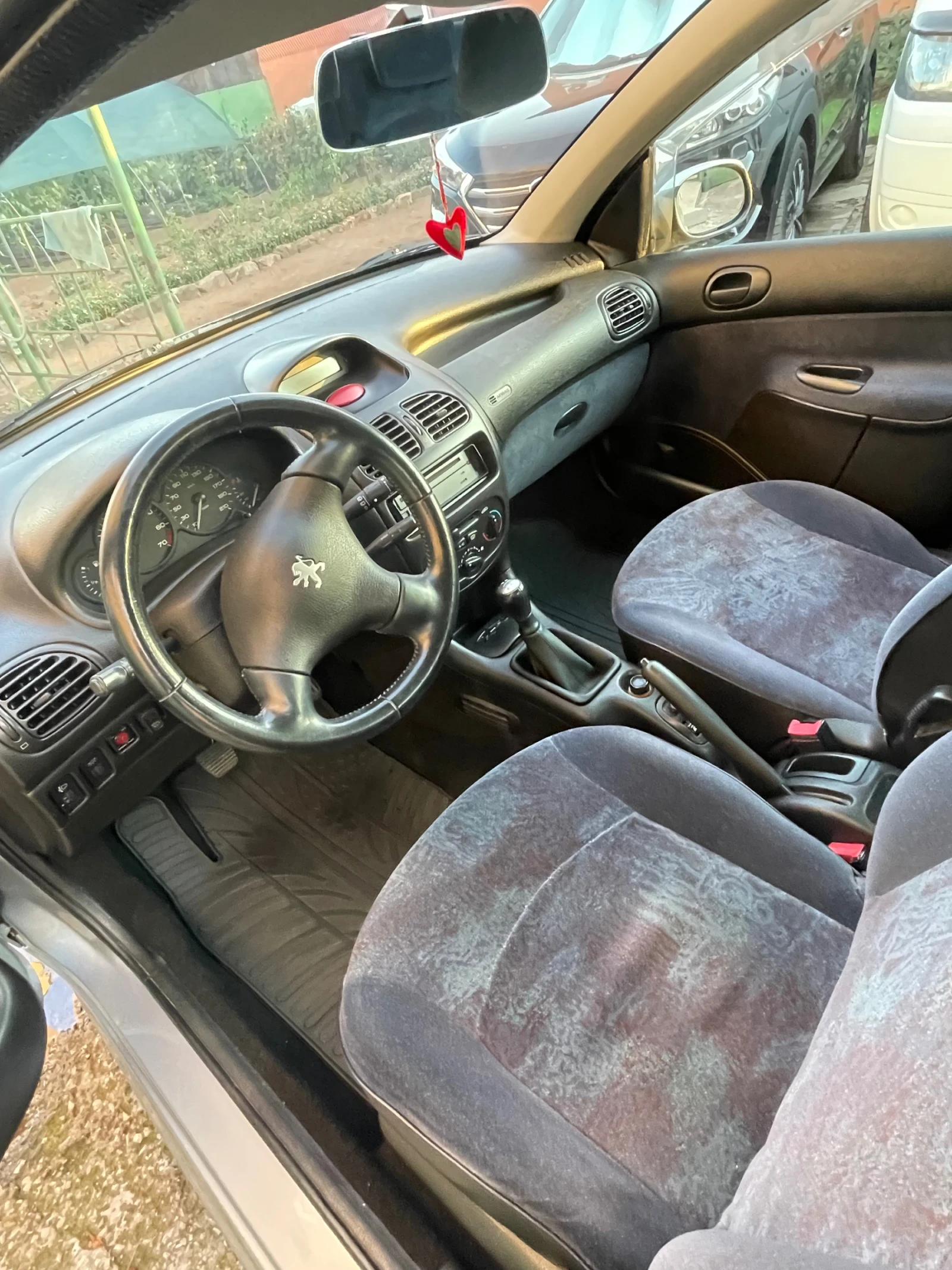 Peugeot 206 1.4 - изображение 6