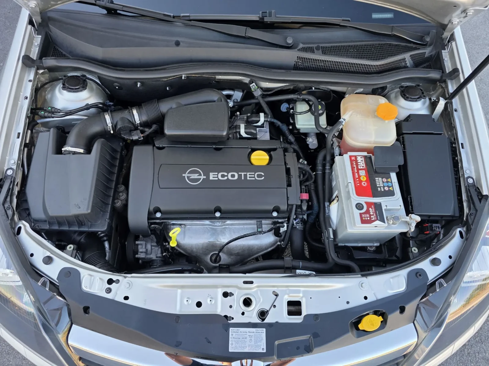 Opel Astra 1.6i 105k.s. 99000km. TOP | Mobile.bg — изображение 16