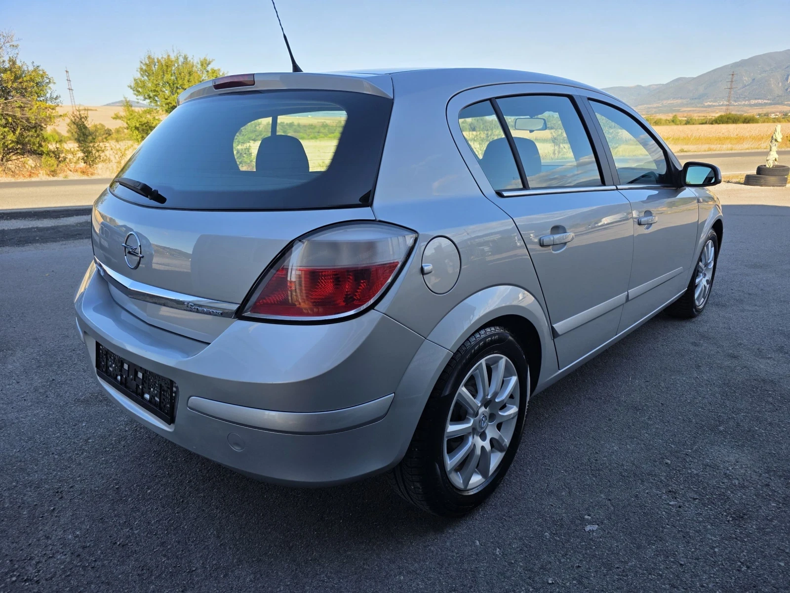Opel Astra 1.6i 105k.s. 99000km. TOP - изображение 4
