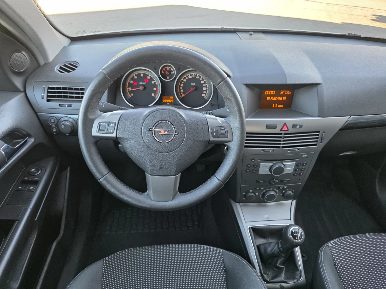 Opel Astra 1.6i 105k.s. 99000km. TOP | Mobile.bg — изображение 13