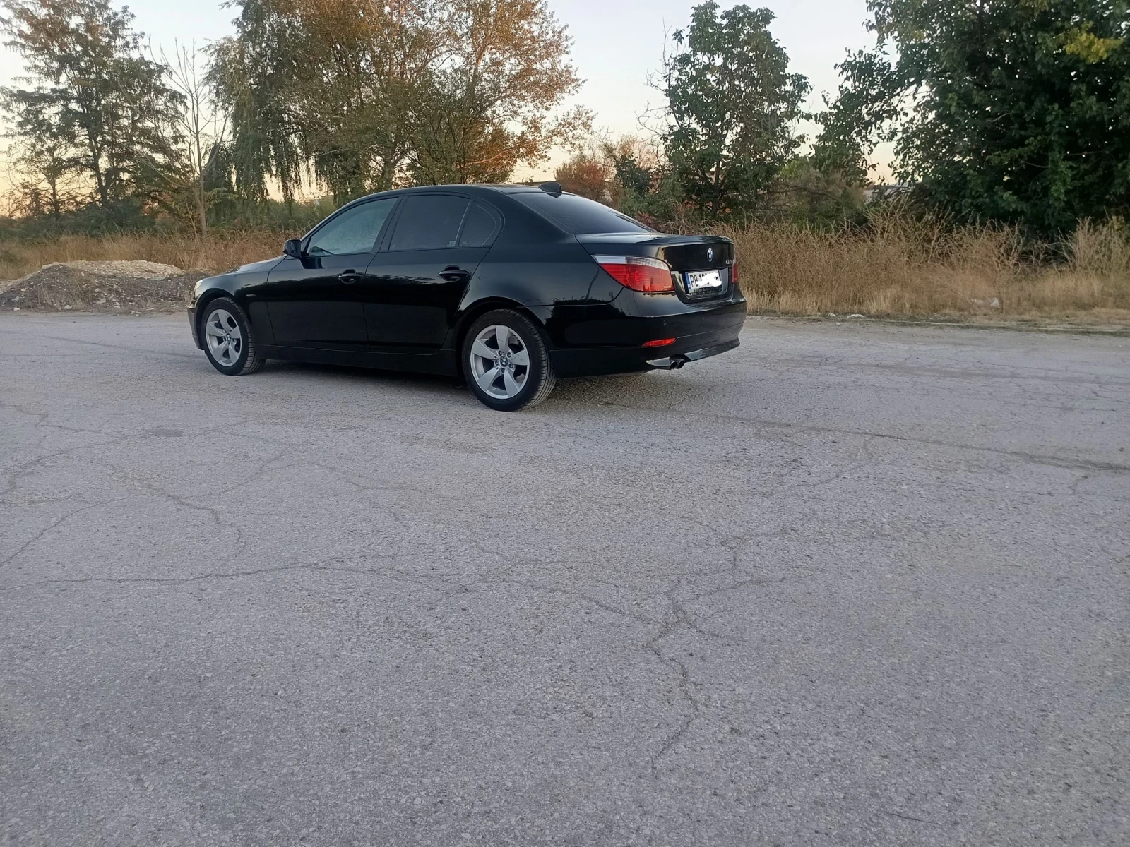 BMW 523 2.5i - изображение 5
