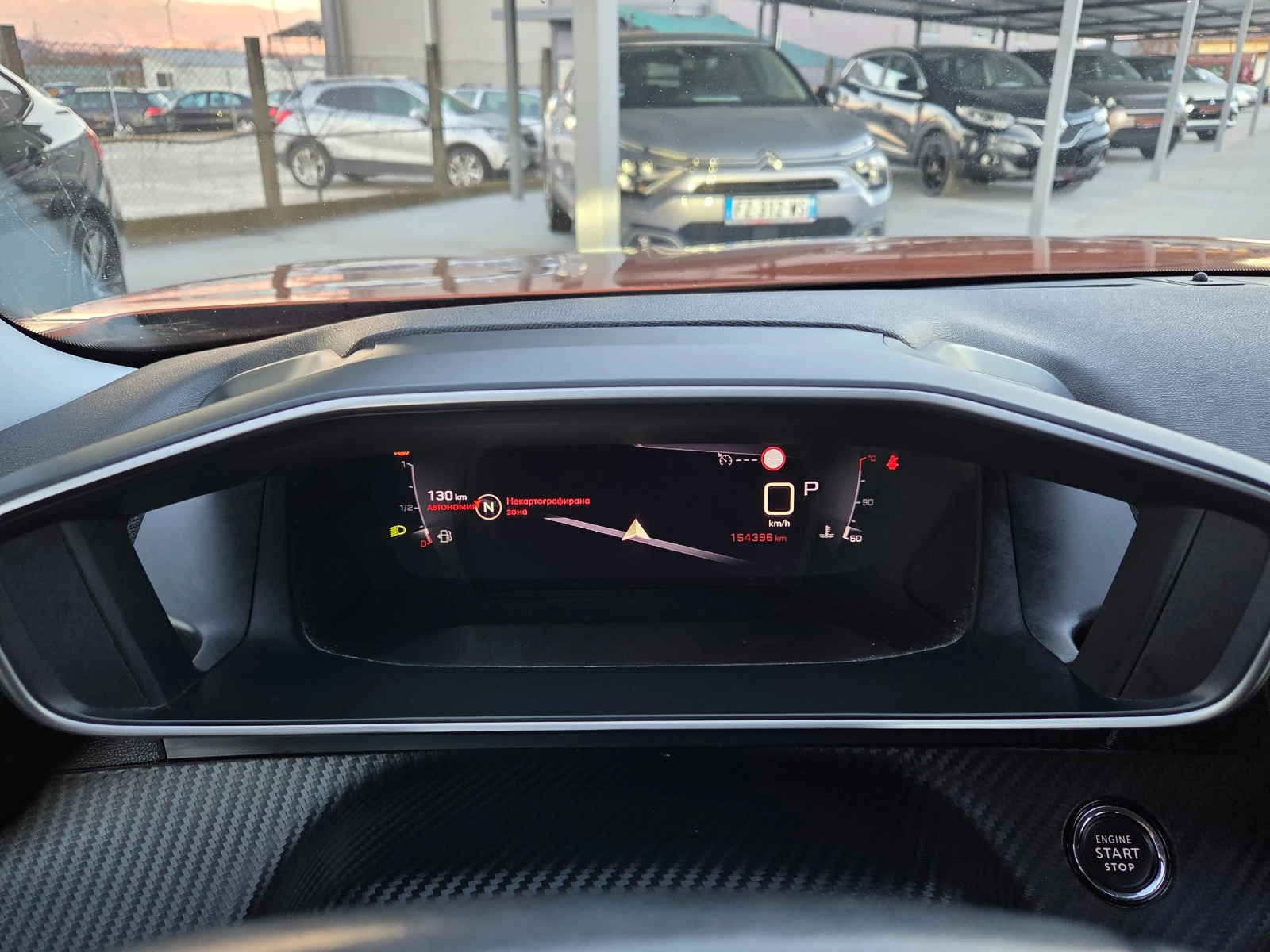 Peugeot 2008 1.5 HDI * * ALURRE* * 3D-COOCPIT* *  - изображение 2