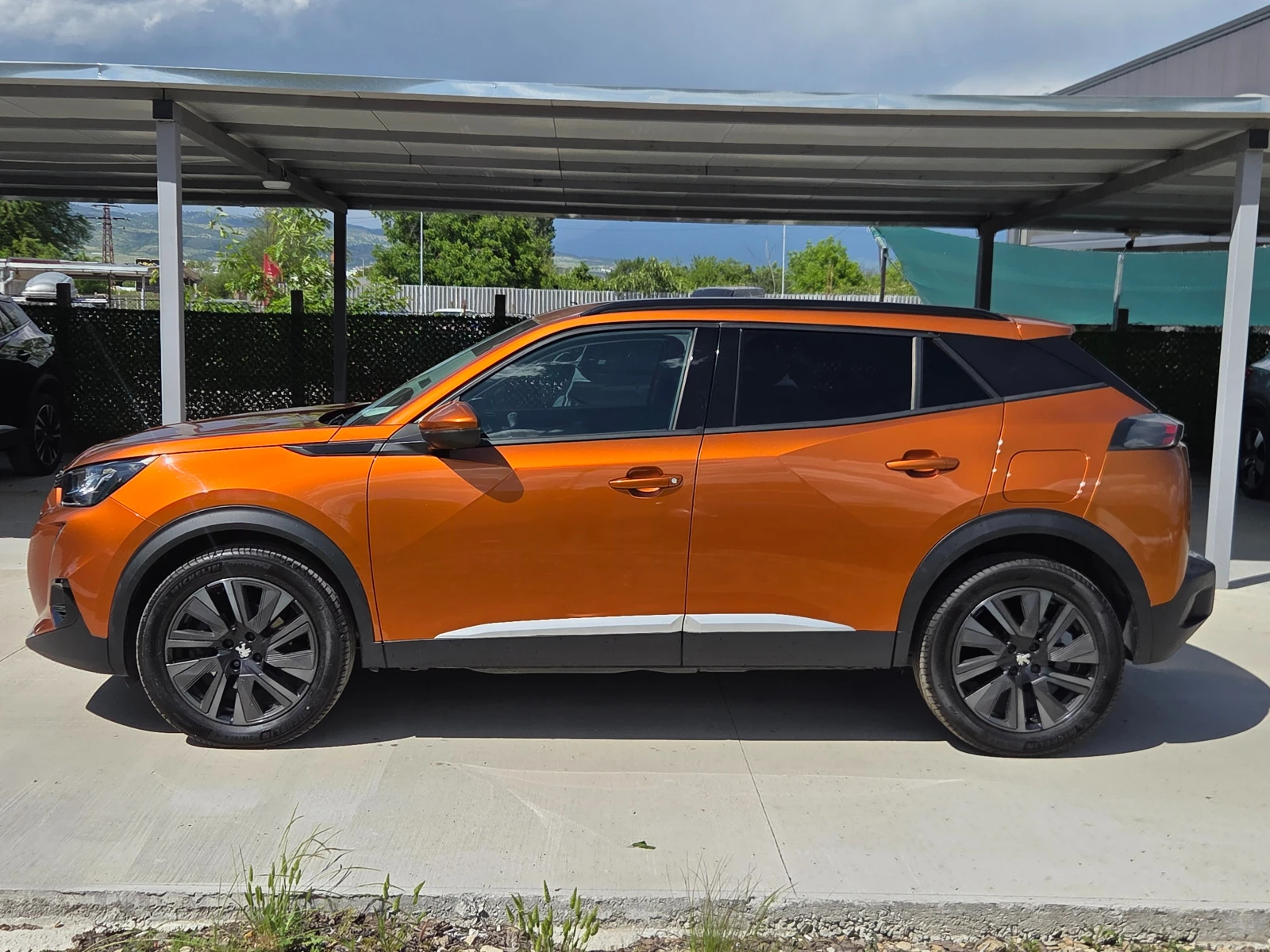 Peugeot 2008 1.5 HDI * * ALURRE* * 3D-COOCPIT* * , снимка 17 - Автомобили и джипове - 52929987