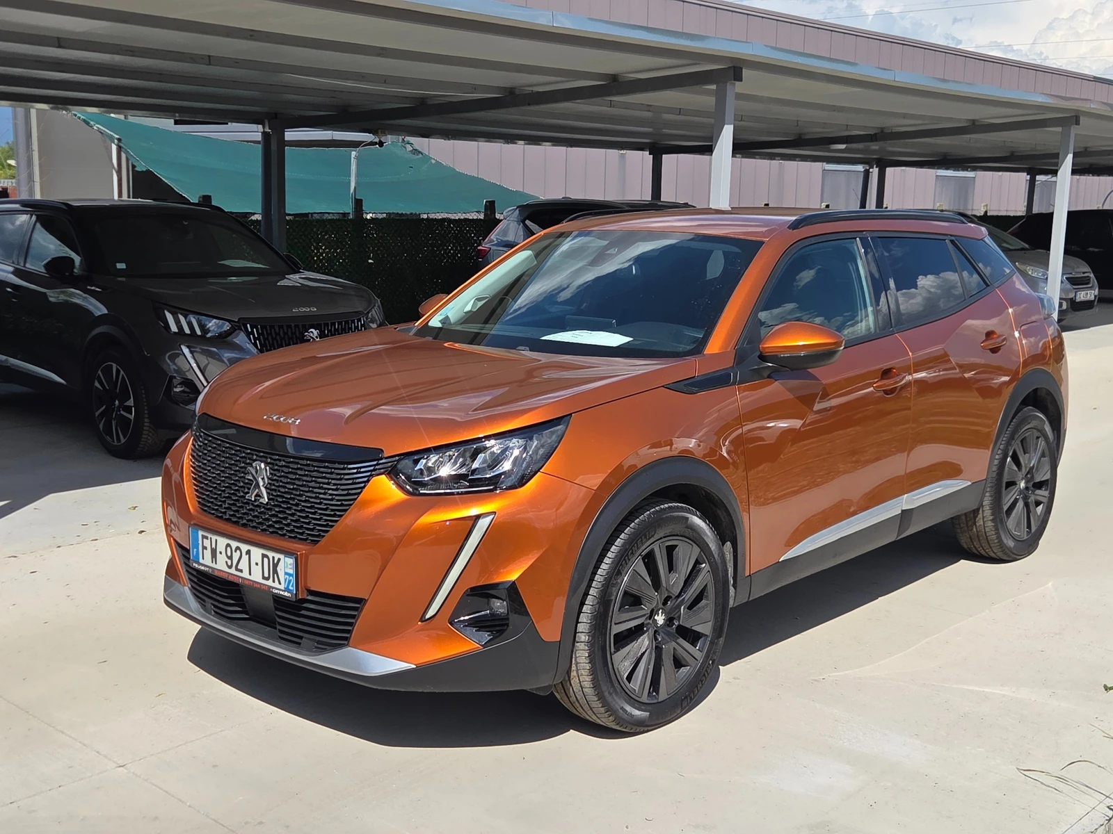Peugeot 2008 1.5 HDI * * ALURRE* * 3D-COOCPIT* * , снимка 15 - Автомобили и джипове - 52929987
