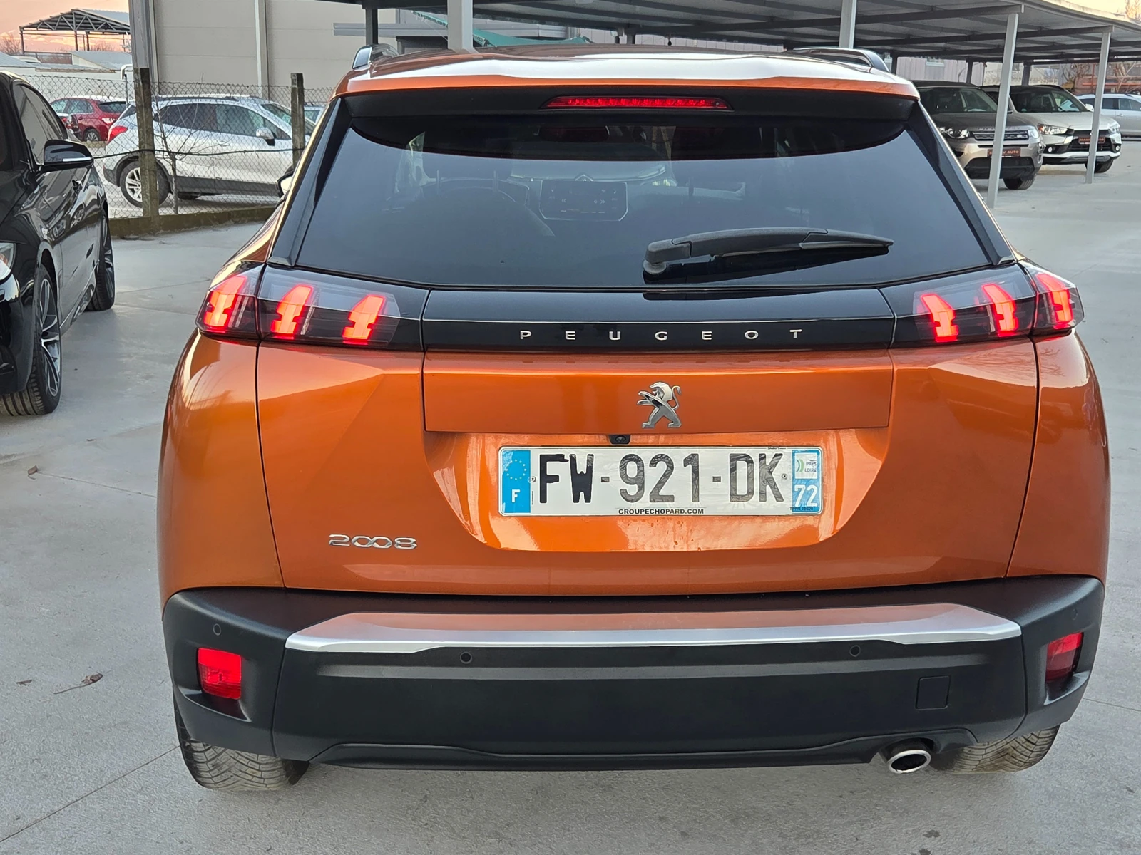 Peugeot 2008 1.5 HDI * * ALURRE* * 3D-COOCPIT* *  - изображение 3